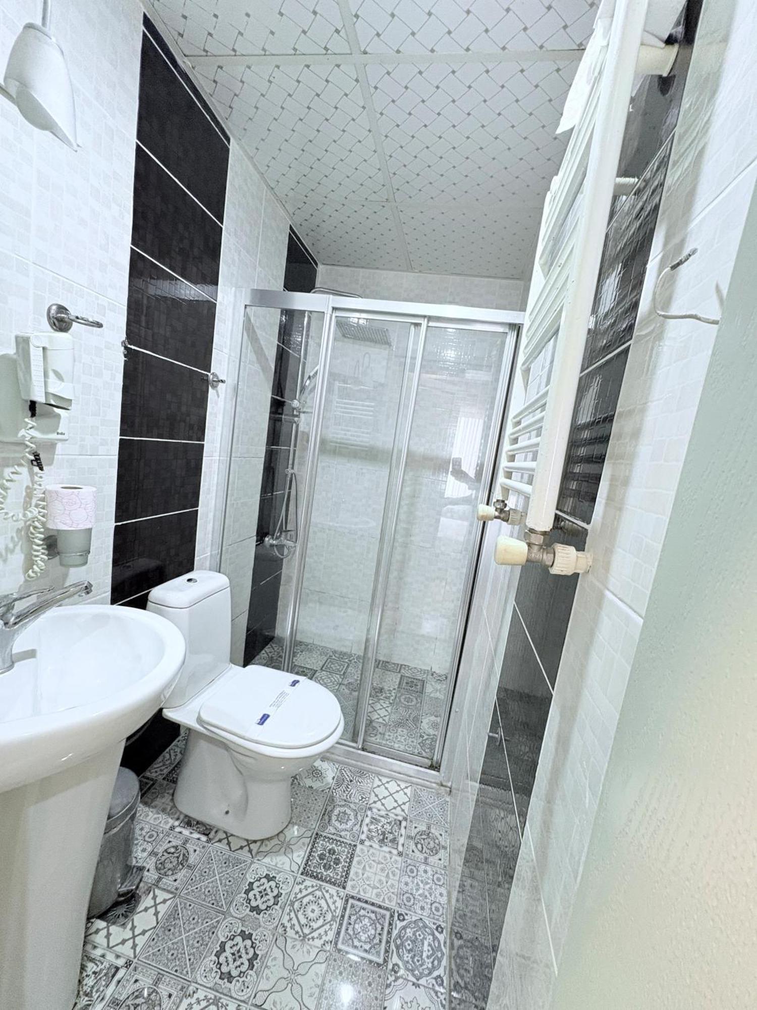Grand Hurriyet Hotel Isztambul Kültér fotó