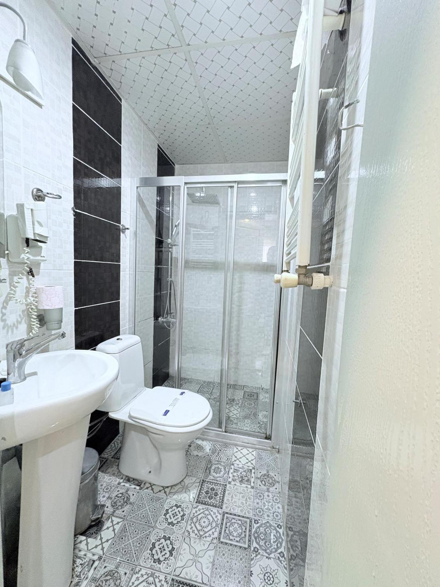 Grand Hurriyet Hotel Isztambul Kültér fotó